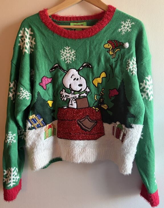 Peanuts Sweaters - Peanuts Snoopy Woodstock Ugly Christmas Sweater Women Large Green Doghouse Fuzzy